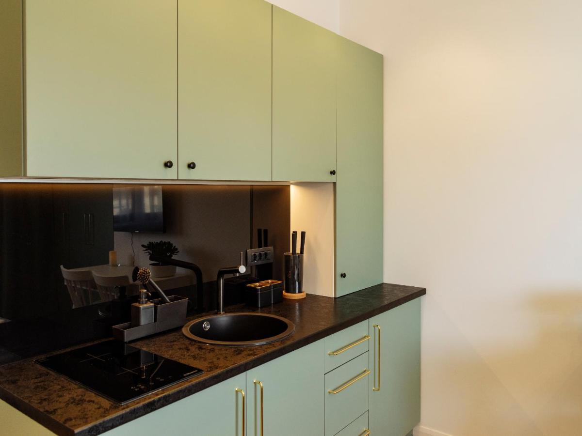 Beautiful Modern Studio - Cismigiu Park - Netflix บูคาเรสต์ ภายนอก รูปภาพ