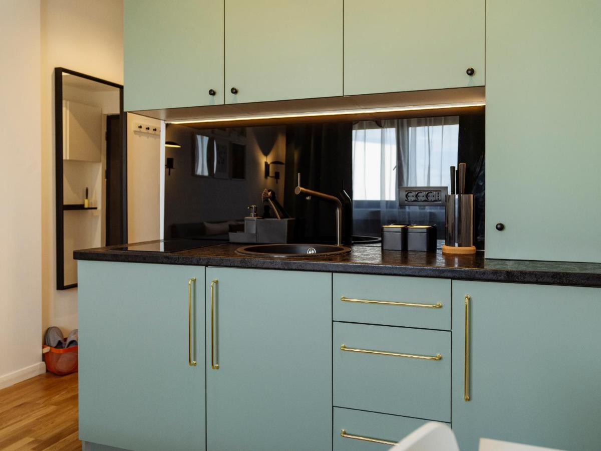 Beautiful Modern Studio - Cismigiu Park - Netflix บูคาเรสต์ ภายนอก รูปภาพ